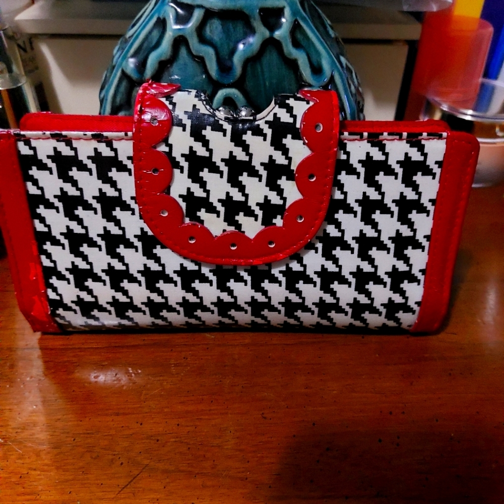 Vera Bradley Frill Wallet